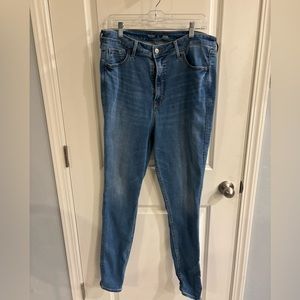 Old navy rockstar jeans